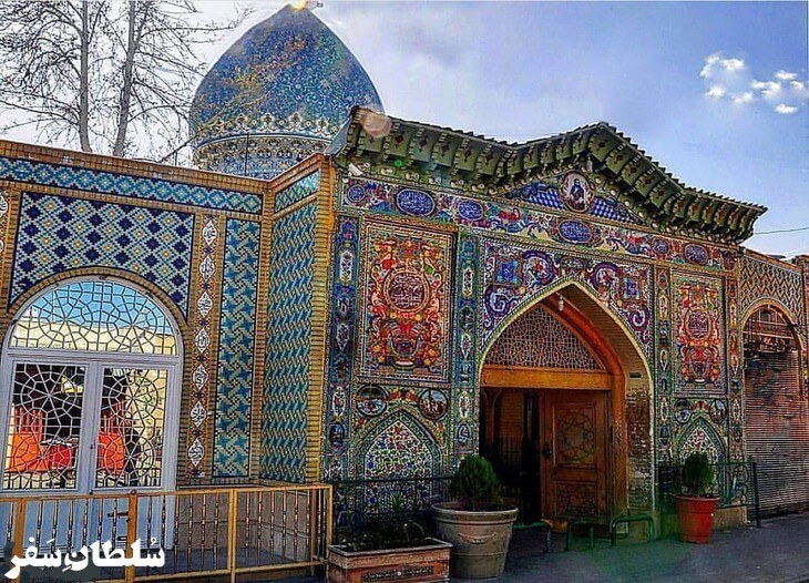 آرامگاه تاج الدین غریب - جاهای دیدنی شیراز